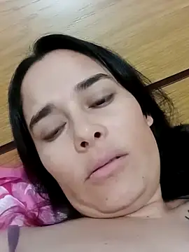 Amelia1  online show from September 13, 3:39 am