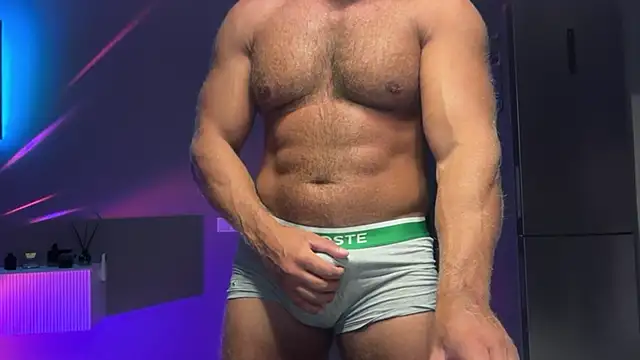 KarlosRichi online show from October 13, 3:34 pm