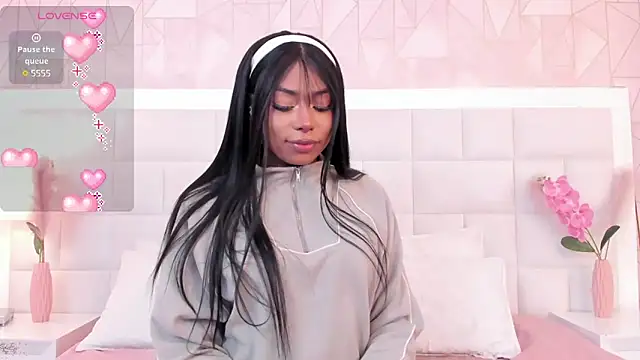 Snapshot of Alisson__Thompson chatting on March 18, 10:48 pm Alisson Thompson online show from March 18, 10:48 pm