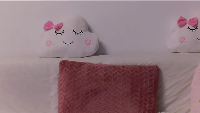 Snapshot of TinaHarley chatting on February 21, 12:50 pm TinaHarley online show from February 21, 12:50 pm