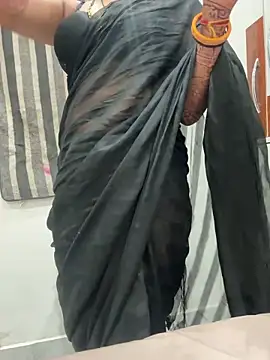 AASHI66 online show from October 18, 7:03 pm