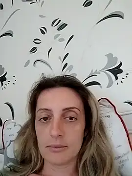 Snapshot of SophyGirl chatting on April 23, 11:42 am SophyGirl online show from April 23, 11:42 am