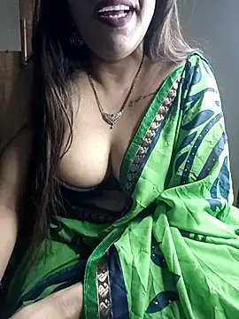 Snapshot of Jessicca_Cum chatting on May 7, 7:41 pm Jessicca Cum online show from May 7, 7:41 pm