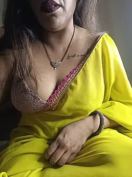 Snapshot of Jessicca_Cum chatting on July 9, 7:29 pm Jessicca Cum online show from July 9, 7:29 pm