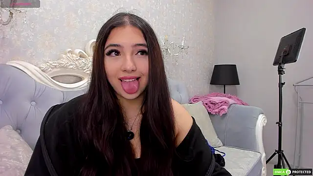 JennyFerguson online show from November 3, 6:09 pm