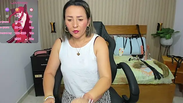 luciana ballesteros  online show from February 11, 12:37 pm