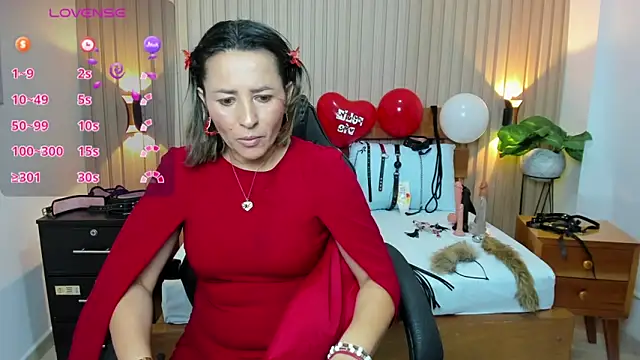 luciana ballesteros  online show from February 14, 12:36 pm