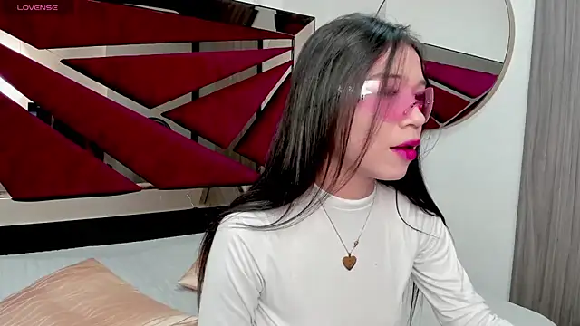 FaloonRoussel online show from March 25, 4:24 pm