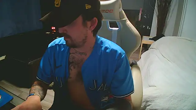 Snapshot of Tremblay_Simard chatting on December 3, 2:30 am Tremblay Simard online show from December 3, 2:30 am