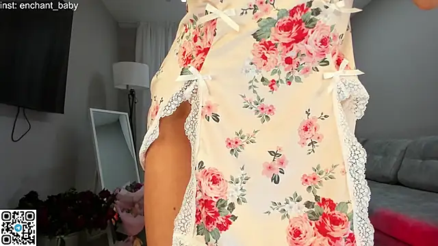 enchant baby online show from December 10, 8:38 pm