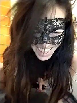 Snapshot of EmySkinny85 chatting on January 17, 6:57 am EmySkinny85 online show from January 17, 6:57 am