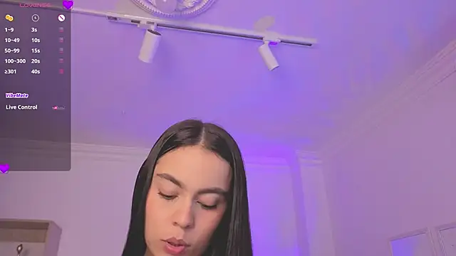 Aleejaa   online show from April 15, 11:39 am