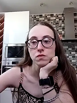 MartiniiSelenna online show from February 17, 9:46 am