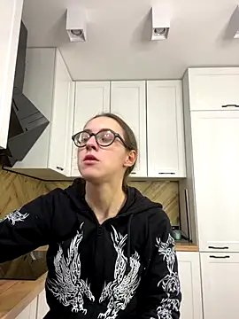 MartiniiSelenna online show from October 15, 5:40 am