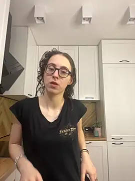 MartiniiSelenna online show from November 26, 6:47 am