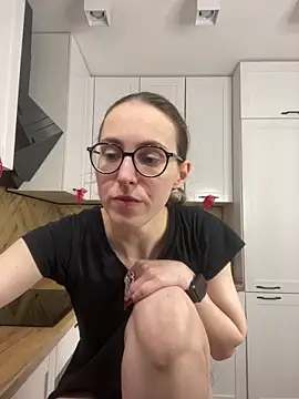 MartiniiSelenna online show from April 15, 5:47 am