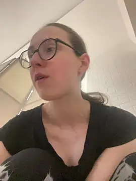 MartiniiSelenna online show from April 22, 5:54 am