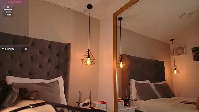 AngelinaRoss  online show from February 27, 10:09 pm