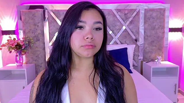 MarianaGarciaa   online show from October 2, 7:21 pm