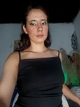 lovely kitt online show from April 19, 12:43 am