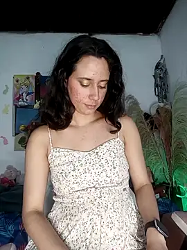 lovely kitt online show from April 22, 2:25 am