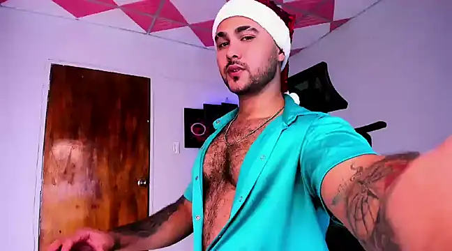 Snapshot of Sebas-hott chatting on December 30, 2:20 am Sebas-hott online show from December 30, 2:20 am