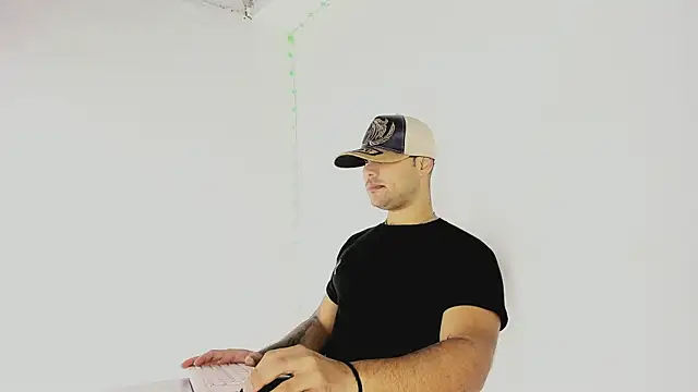 Snapshot of Sebas-hott chatting on September 24, 10:24 pm Sebas-hott online show from September 24, 10:24 pm