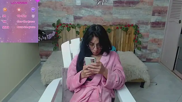 Lucy joi online show from January 5, 9:15 am