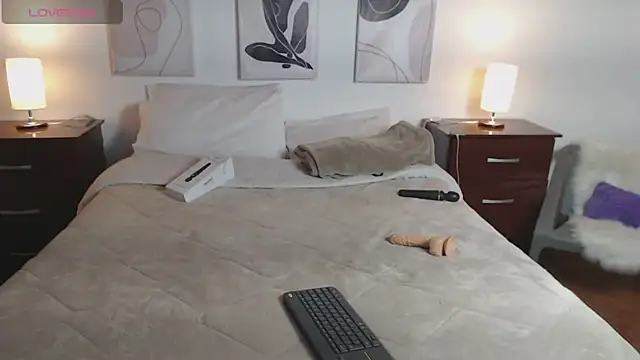 Lucy joi online show from February 8, 9:24 am