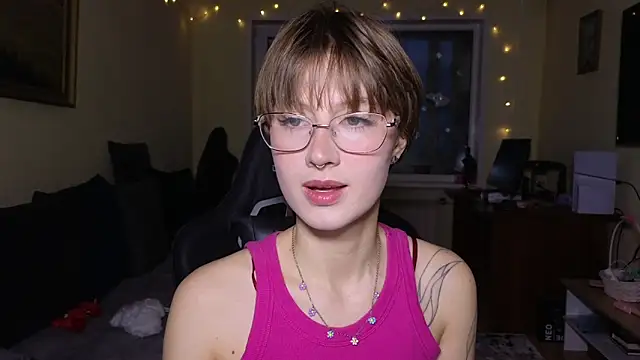 Snapshot of MalvinaBlum chatting on January 14, 2:06 am MalvinaBlum online show from January 14, 2:06 am