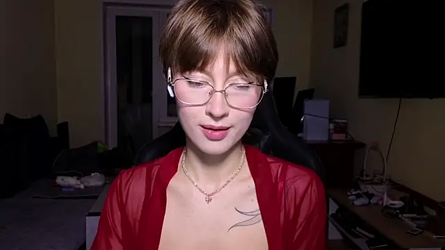 Snapshot of MalvinaBlum chatting on March 28, 10:31 pm MalvinaBlum online show from March 28, 10:31 pm