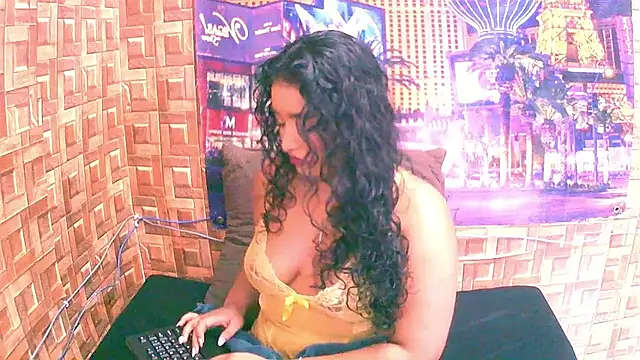 IndianAngel4u online show from April 21, 3:07 pm