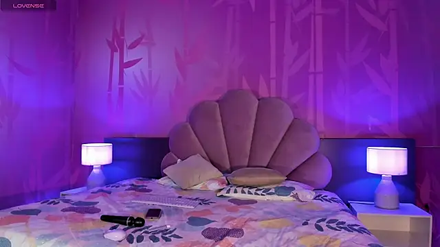 sabrinamilani online show from February 7, 3:12 am