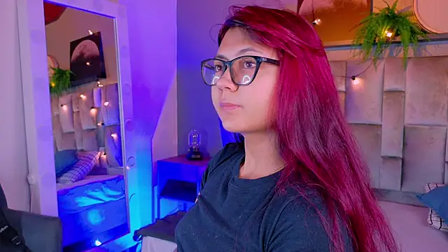 alaia-rogers online show from October 13, 11:43 am