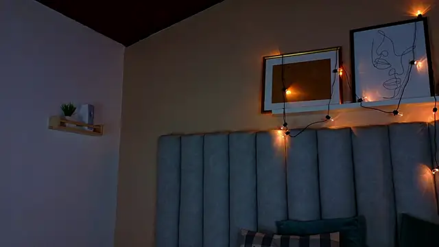 alaia-rogers online show from October 29, 11:34 am