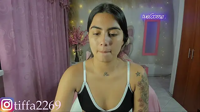 tifany tay2 online show from December 6, 1:51 am