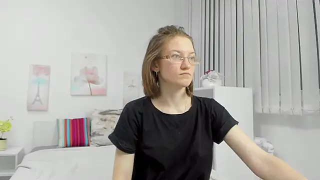 Fiery mary online show from February 17, 1:25 am