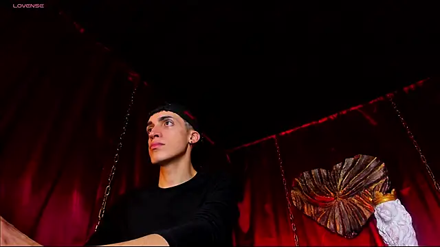 Angel Snowhotxxx online show from December 18, 10:02 pm