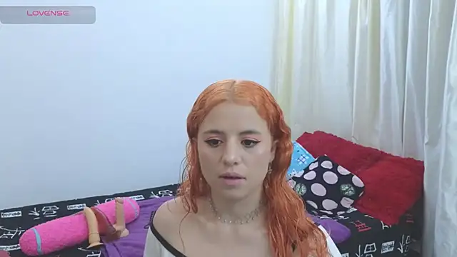 Nahomi Harper online show from December 26, 12:36 am