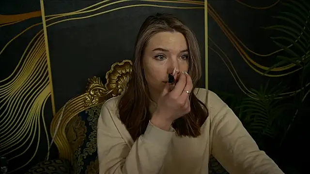 IceDanielles online show from January 26, 7:53 am