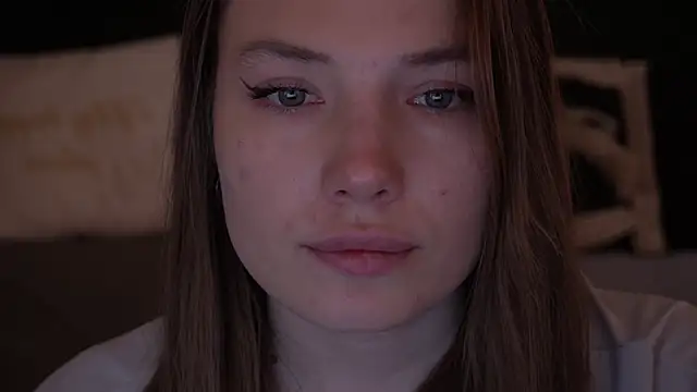 IceDanielles online show from November 23, 1:22 pm