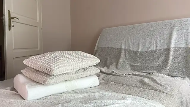 itsmaxxbaby  online show from April 29, 2:10 pm