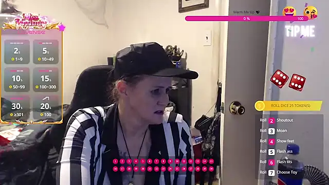 Snapshot of Demonicmiss chatting on June 16, 1:14 pm Demonicmiss online show from June 16, 1:14 pm
