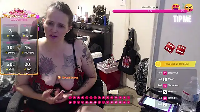 Snapshot of Demonicmiss chatting on June 21, 10:18 am Demonicmiss online show from June 21, 10:18 am