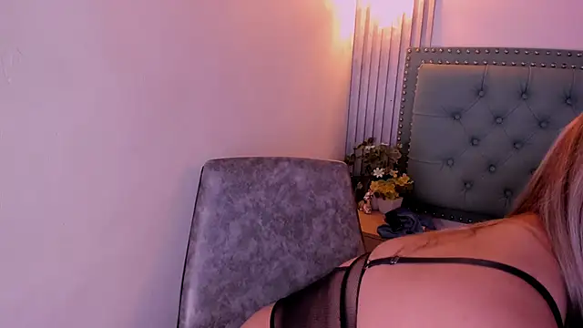 Celeste Mcs  online show from November 11, 4:01 am