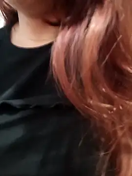 Snapshot of ZUCAAT chatting on November 11, 4:34 am ZUCAAT online show from November 11, 4:34 am