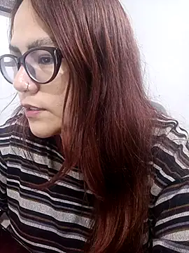 Snapshot of ZUCAAT chatting on December 14, 4:51 am ZUCAAT online show from December 14, 4:51 am