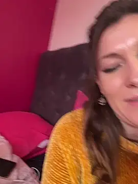 Lwhite1 online show from February 14, 3:58 pm