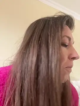 Lwhite1 online show from February 19, 3:49 pm