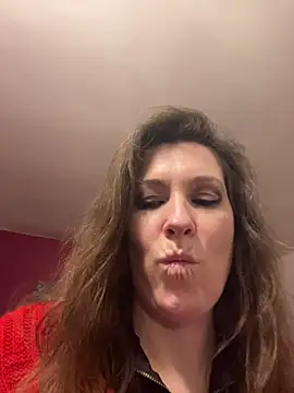 Lwhite1 online show from February 24, 11:52 pm